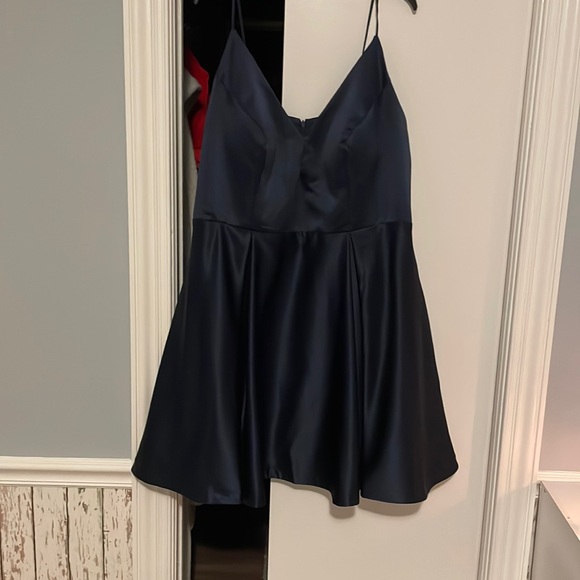Homecoming dress - Picture 1 of 2